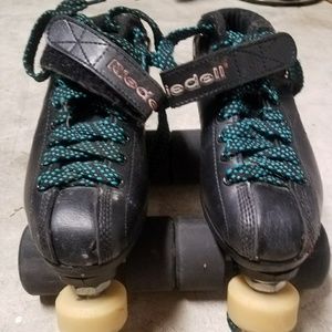 Skates